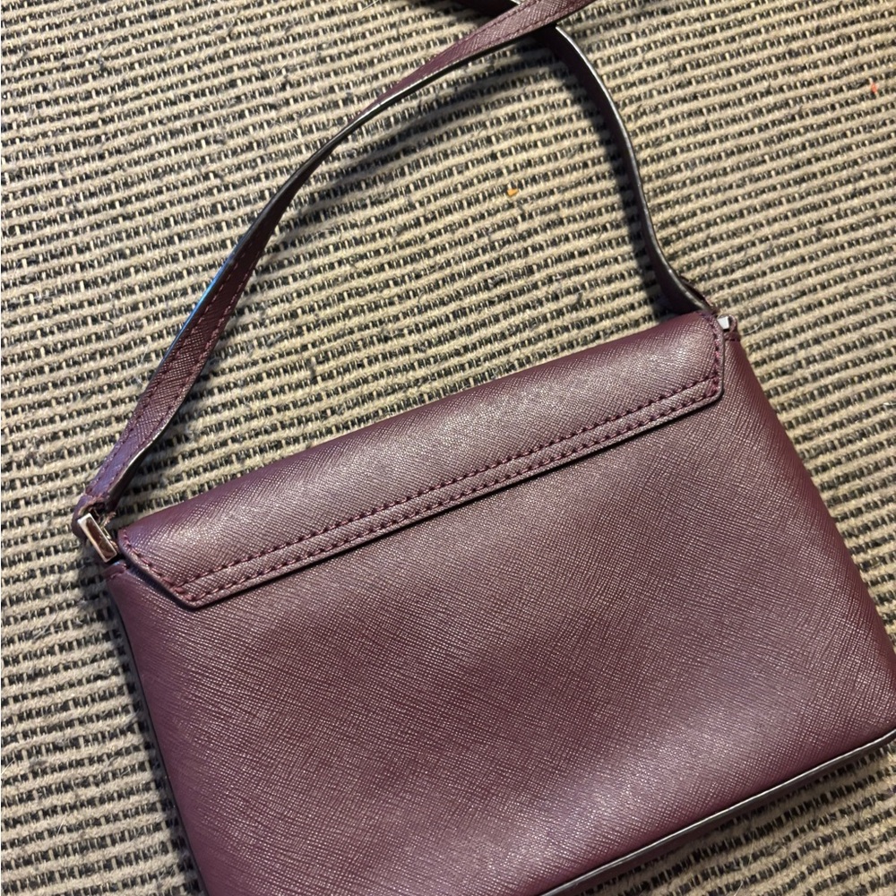 Kate Spade Elegant Purple Crossbody Bag lock - Picture 3 of 9